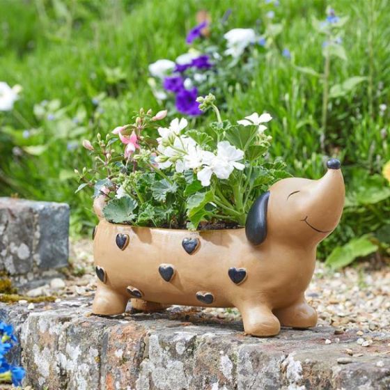 POOCH HEART PLANTER