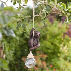 SWINGIN SLOTH