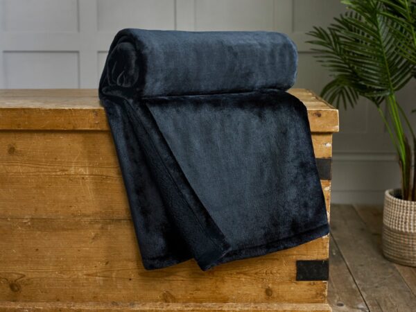 140x180 SQUID INK HUDSON THROW
