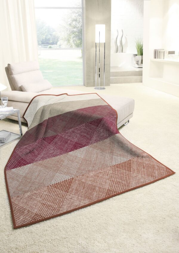 140x180 BURNT ORANGE CROSS HATCH C/RICH THROW