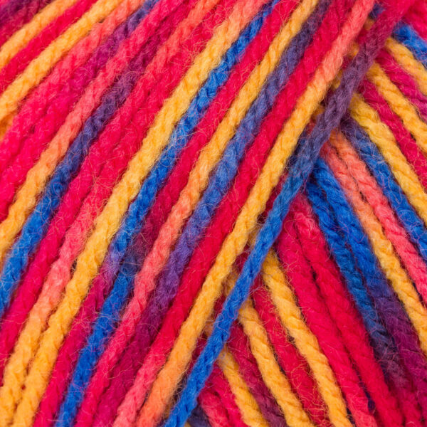 100g RASPBERRY FAB DOUBLE KNITTING YARN - Image 2
