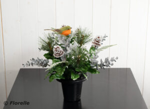 ROBIN & SNOWY GREENERY GRAVE POT