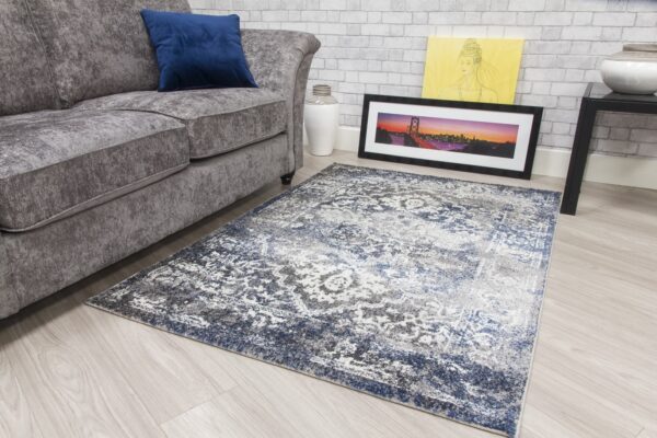 80x150 NAVY ANTIKA MEDALLION RUG - Image 3