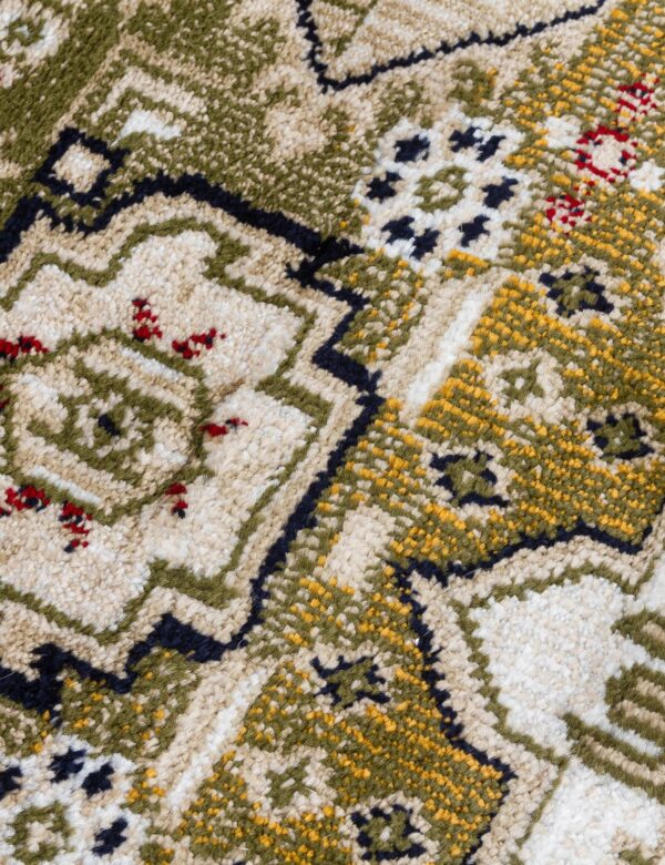 160x220 AZIZA MEDALLION GREEN RUG - Image 3