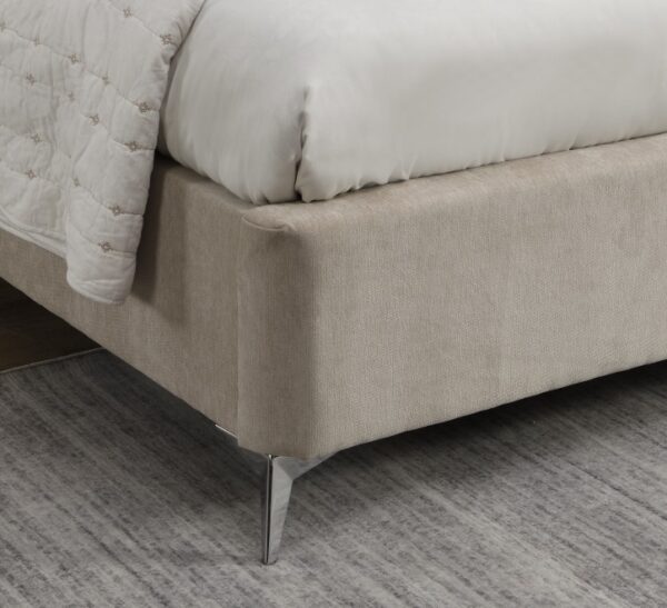 4'6in SLIGO BEIGE GAS LIFT BEDSTEAD - Image 5