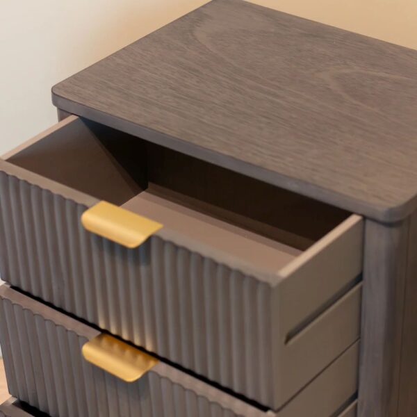 HARMAN 3 DRAWER BEDSIDE LOCKER - Image 4