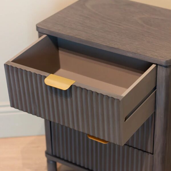 HARMAN 3 DRAWER BEDSIDE LOCKER - Image 5